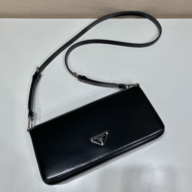 Pra*a hobo bags